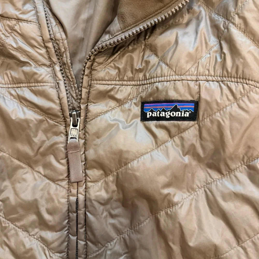 Patagonia Radalie Light Bomber Puffer Jacket Size‎ Small - Picture 4 of 5
